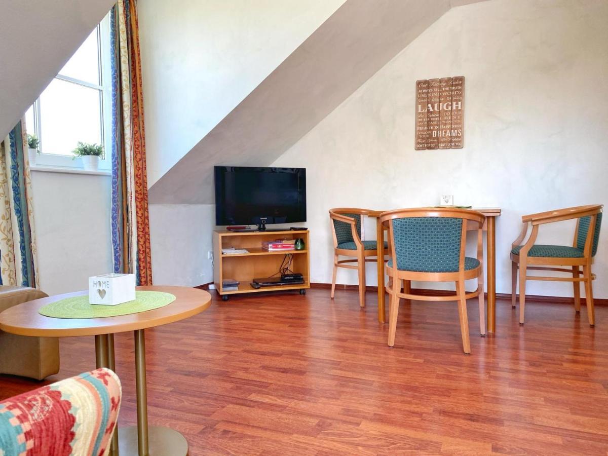 Hafenresidenz - Ferienwohnung 19 - Kapitaen วีคเอาฟ์รือเกน ภายนอก รูปภาพ